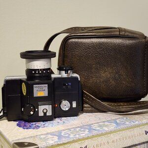 Vintage Minolta 110 Zoom SLR Camera - Untested